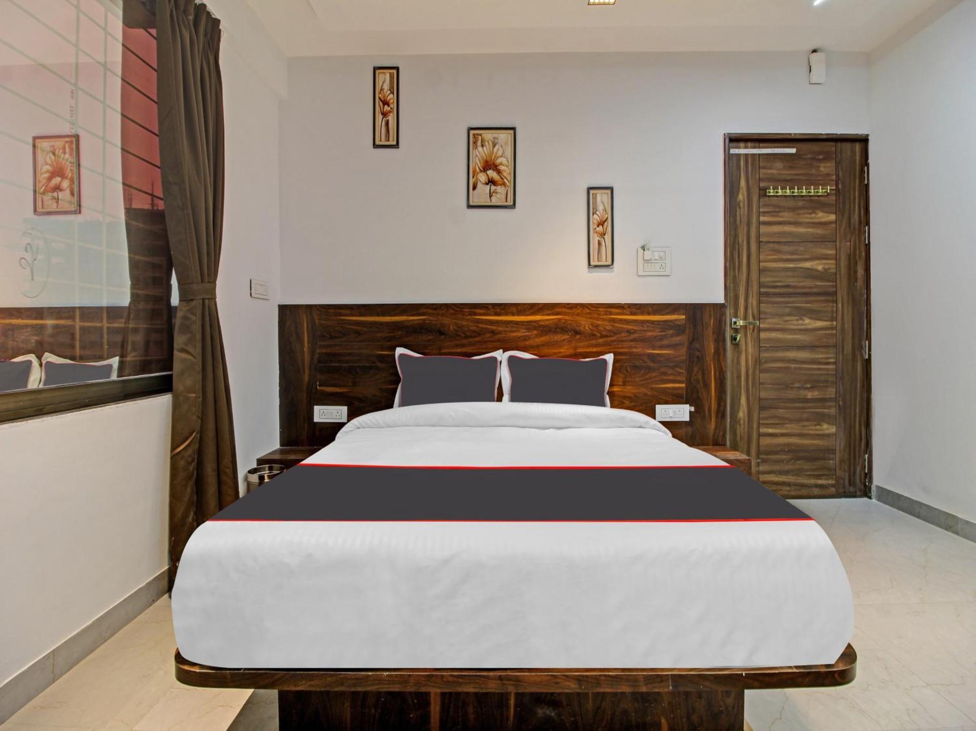 Hotel Collection O Crystal Pimpri-Chinchwad Exteriér fotografie
