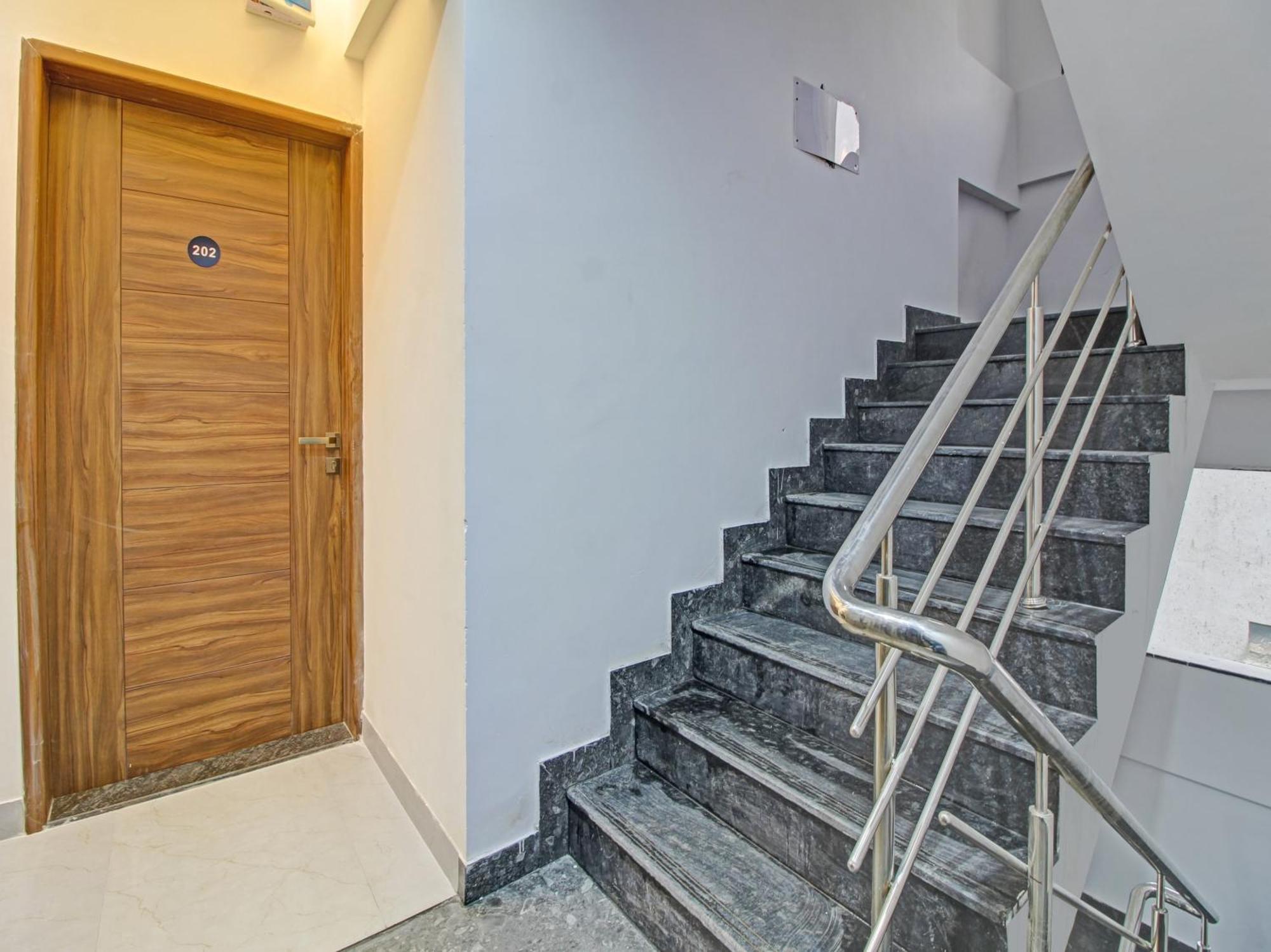 Hotel Collection O Crystal Pimpri-Chinchwad Exteriér fotografie